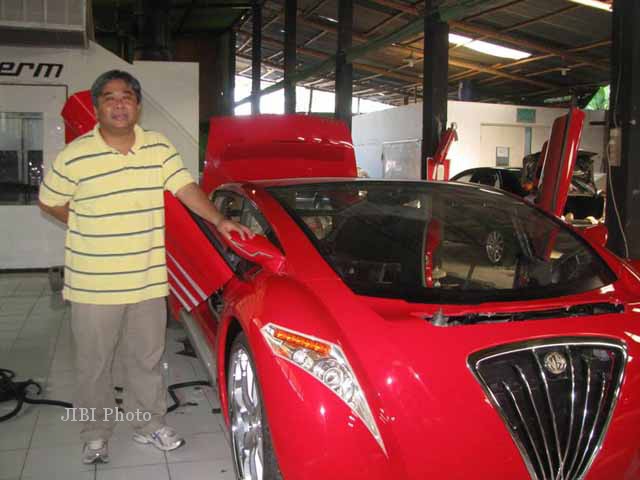 Dahlan Iskan dan SBY Pesan Mobil Listrik Made In Jogja dan Akan Dirilis Mei 2013