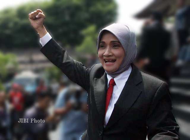 ICAL Harus Cari Cawapres Orang Jawa. Kenapa Tak Meminang Tante Rustriningsih aja?