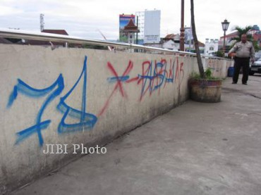 &#91;Mobil Parkir Sudah Jadi Sasaran&#93; Warga Takut Melihat Gerombolan Vandalisme