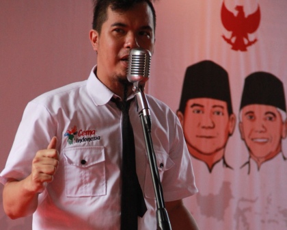 Ahmad Dhani yang tidak cerdas