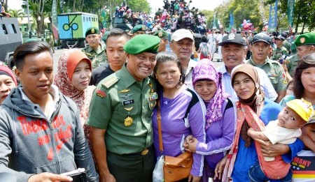 Sepak Terjang #PanglimaHeli Cari Popularitas