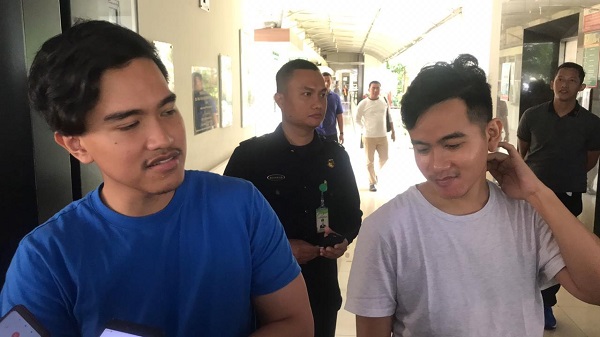 Punya Koleksi Kaus Bergambar Puan Maharani, Gibran Sebut Kaesang Idolakan Puan