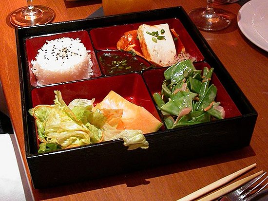 Ayo, Lirik Menu Bekal Favorit 7 Negara Ini