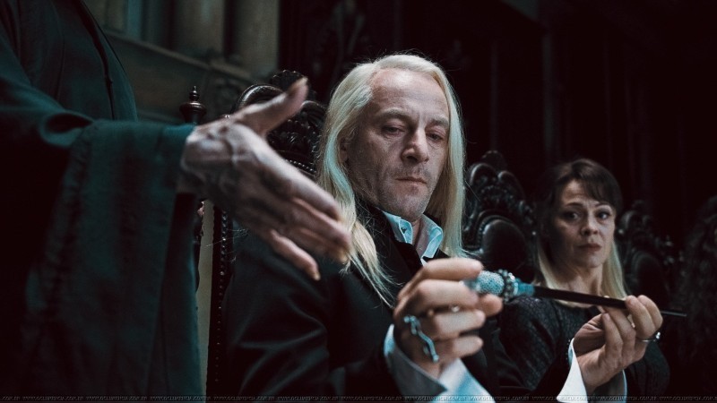 Berbagai Macam Tongkat Sihir dalam Serial Harry Potter yang Bisa Kamu Koleksi