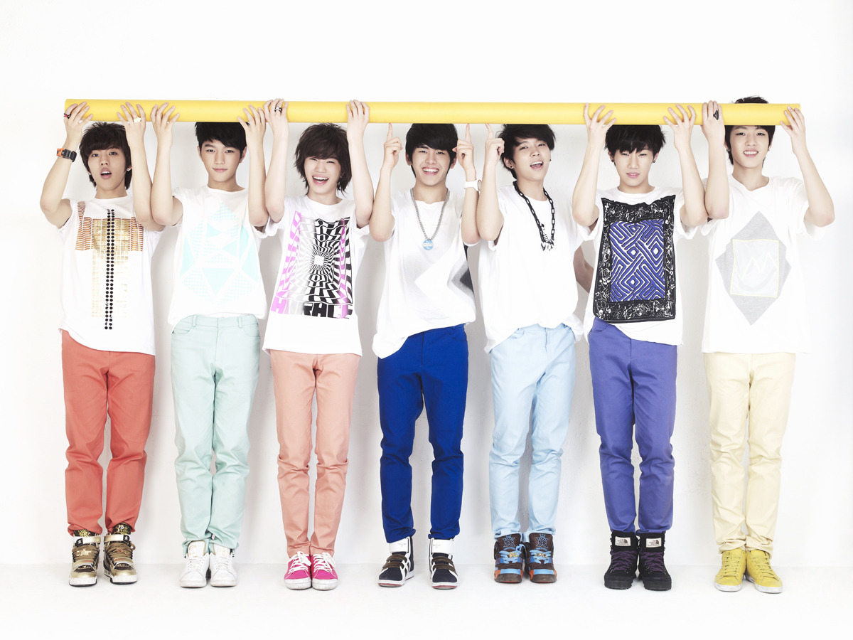 10 K-POP Grup dengan penggemar terbanyak!