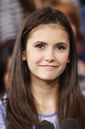 &#91;PIC&#93; NINA DOBREV CANTIIKKK GAANN!!!