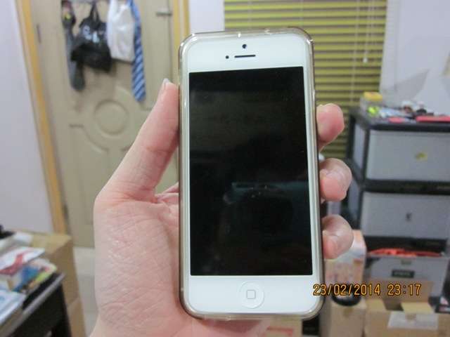 Iphone 5 White second 16 GB Garansi SES 100% mulus