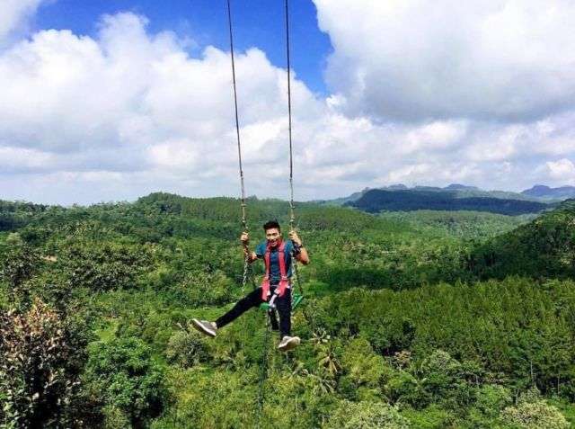 Ekstrim Tapi Instagramable, 7 Ayunan Unik Ini Bakal Memanjakan Adrenalinmu!