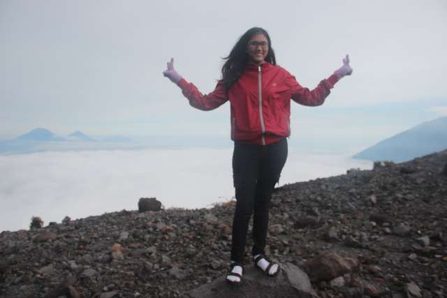 FOTO FOTO PENDAKIAN GUNUNG MERAPI