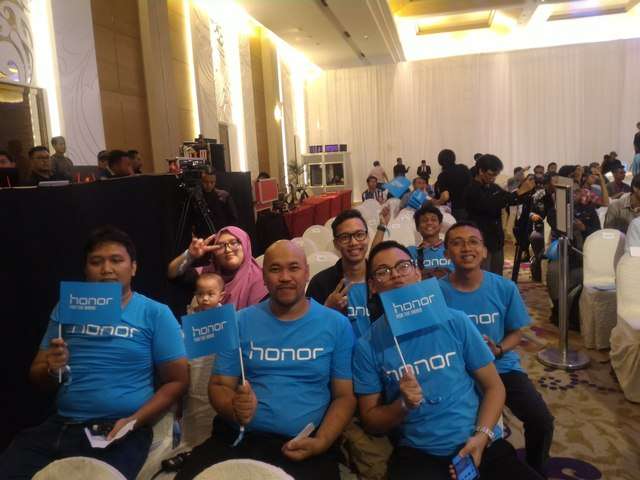 &#91;FR&#93; Launching Honor Indonesia its been an Honor to be here
