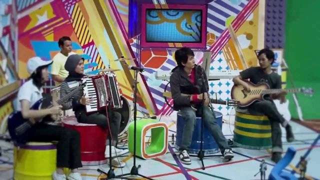 Ini Lho Alasannya Kenapa Generasi 90-an Susah Move On