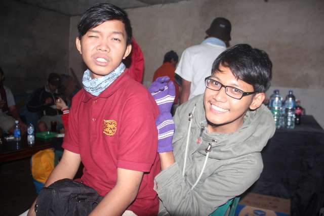 FOTO FOTO PENDAKIAN GUNUNG MERAPI