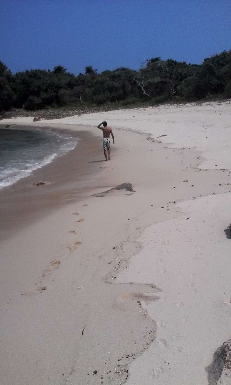 Keindahan Wedenciut, Pantai Tersembunyi di Malang Selatan