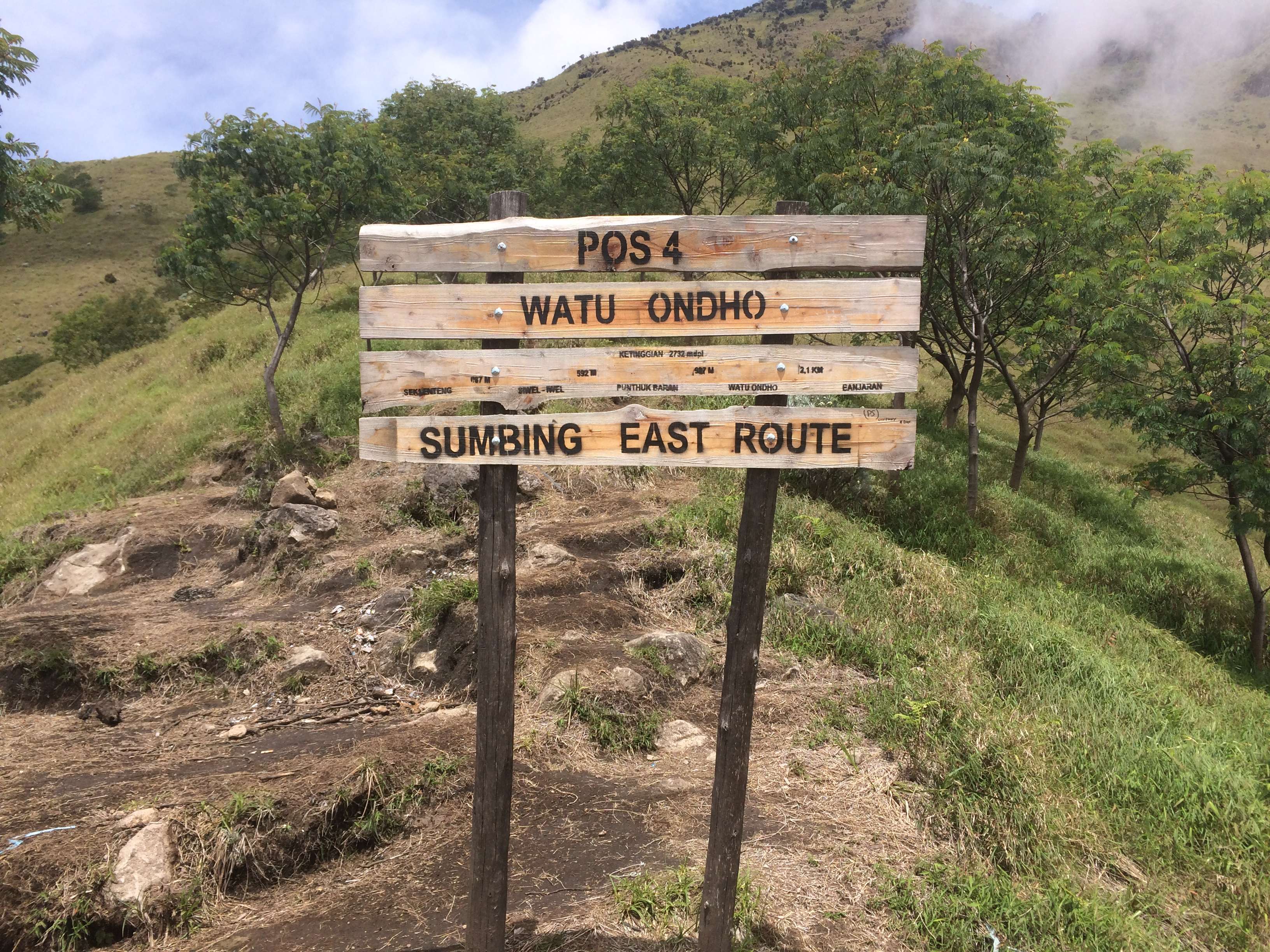 Menggapai puncak rajawali gunung sumbing via banaran 31 maret - 02 april 2017