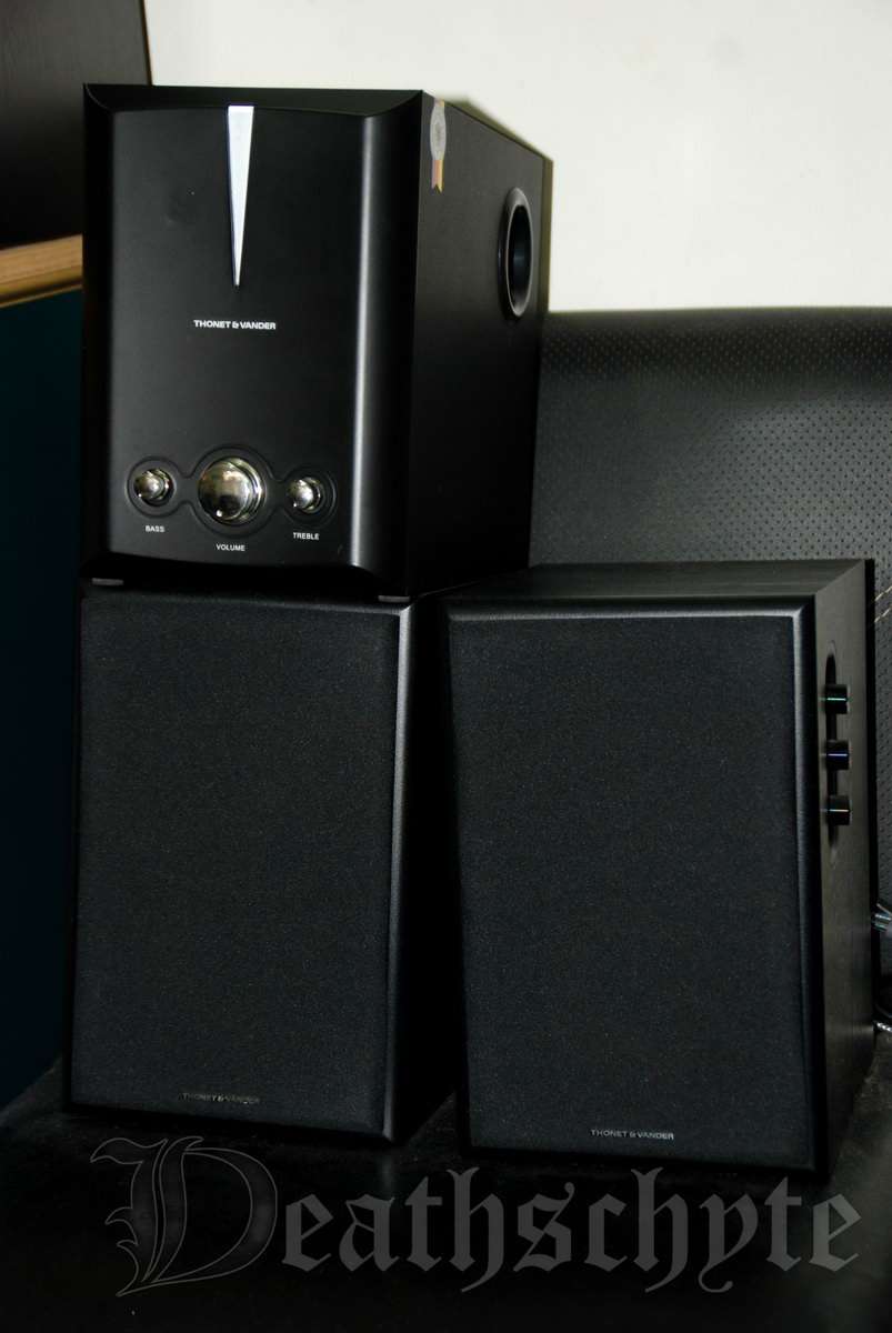 &#91;Speaker&#93;Thonet &amp; Vander Fien - 2.1 Multimedia Speaker