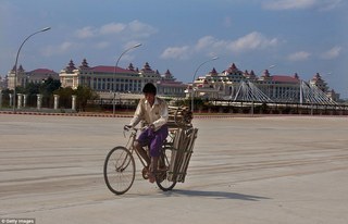 Nay Pyi Daw, anomali sebuah ibukota negara (kumpulan foto)