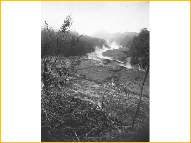 Gn.Kelud, Sejarah Panjang dan Anomali Letusan+Foto Ekspedisi thn 1901