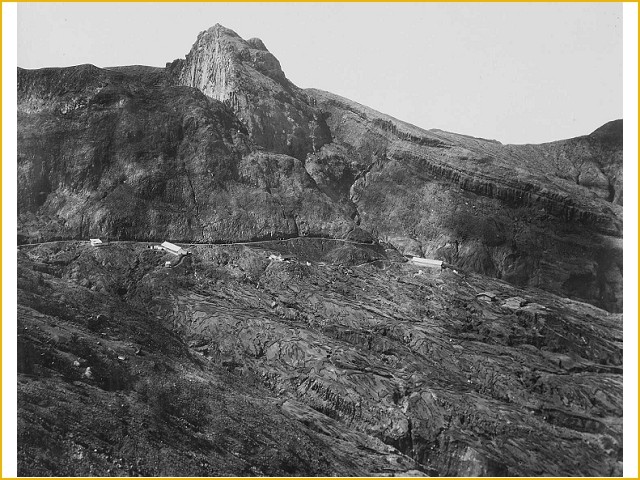 (Full Pic!) Koleksi Foto Letusan Kelud tahun 1901-1919, antara Keindahan dan Bencana.