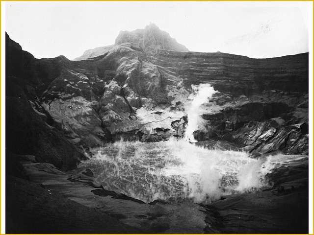 Gn.Kelud, Sejarah Panjang dan Anomali Letusan+Foto Ekspedisi thn 1901