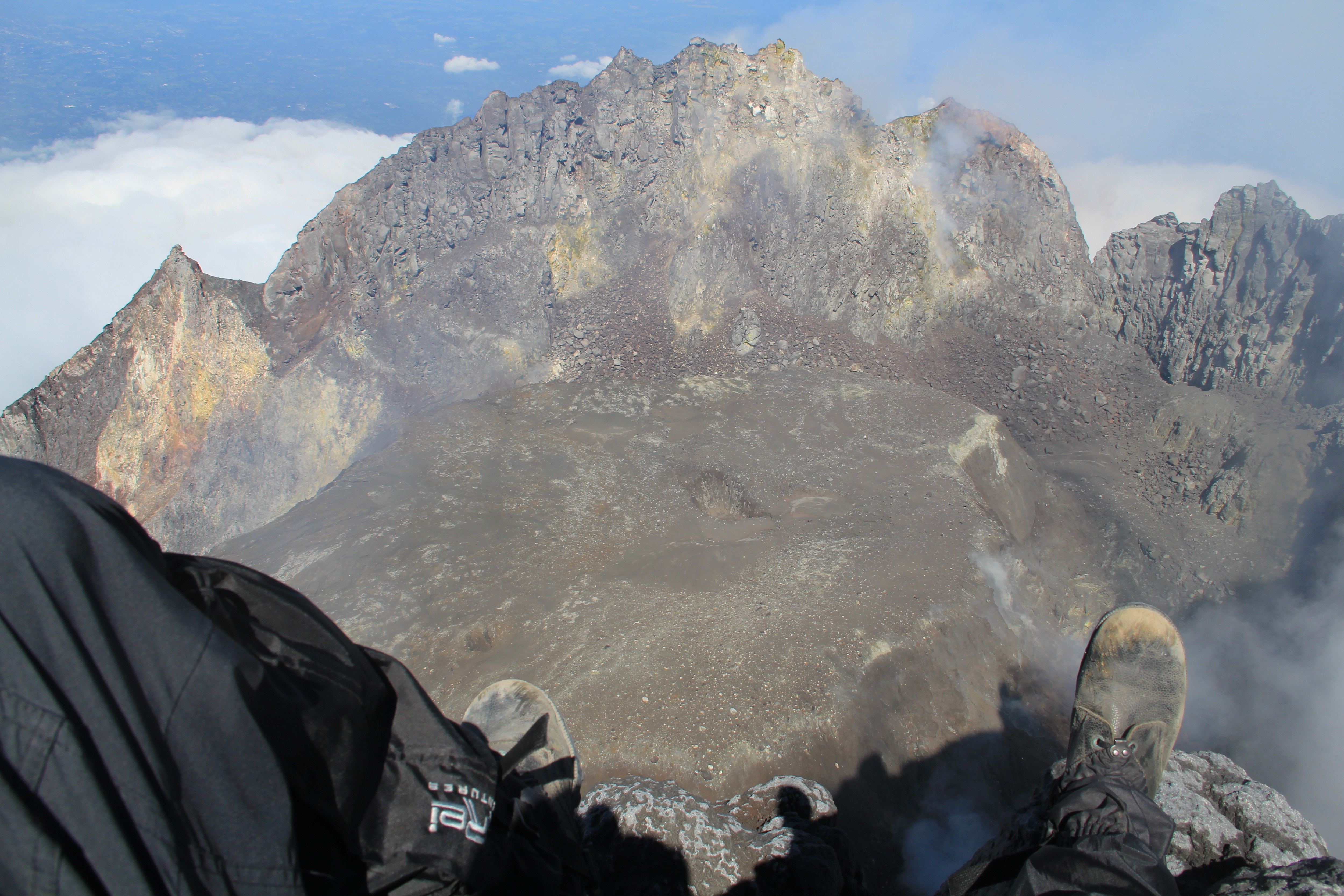 SHARE FOTO GUNUNG ADUHAI