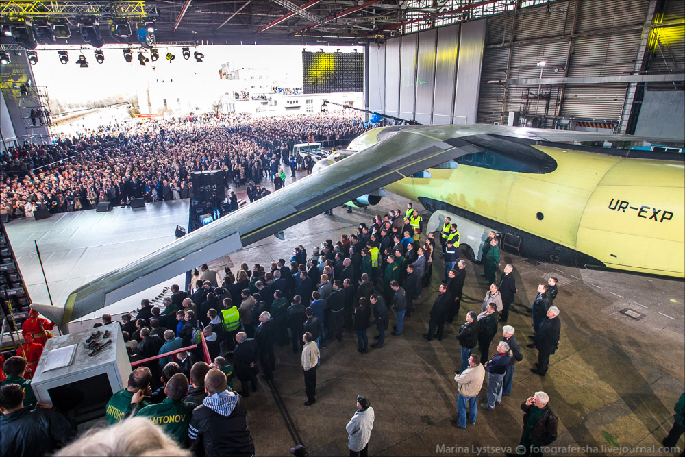 &#91;TECH NEWS&#93; ANTONOV AN-178 pesawat angkut terbaru UKRAINA 