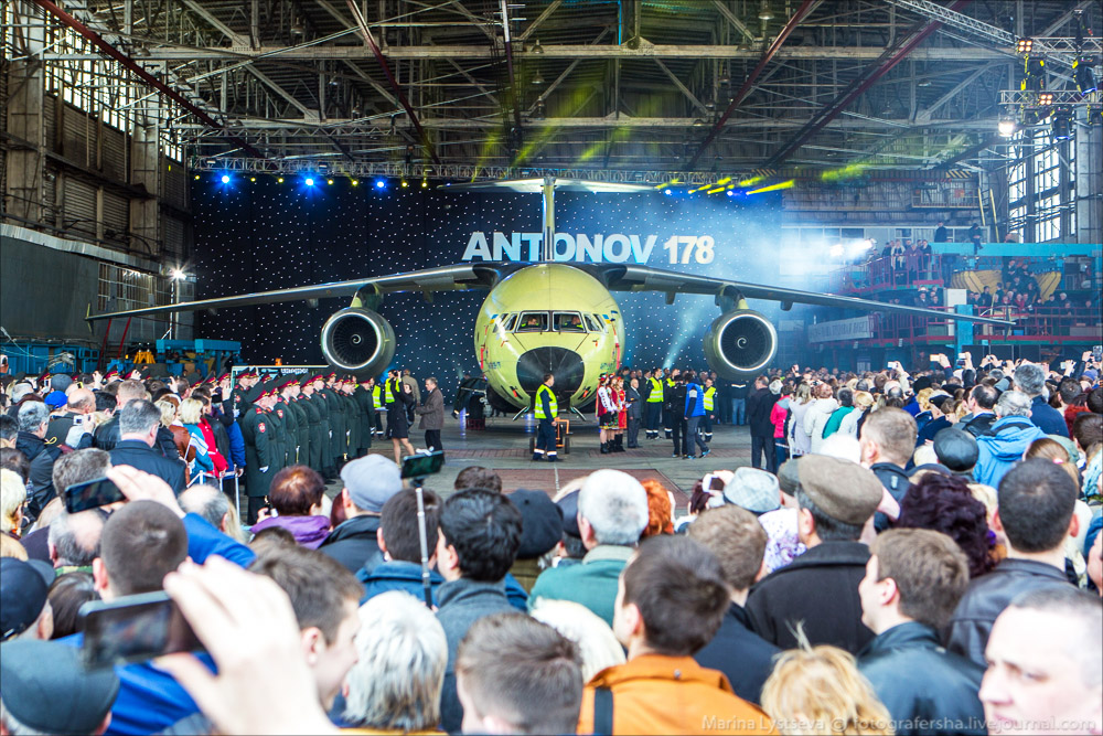 &#91;TECH NEWS&#93; ANTONOV AN-178 pesawat angkut terbaru UKRAINA 