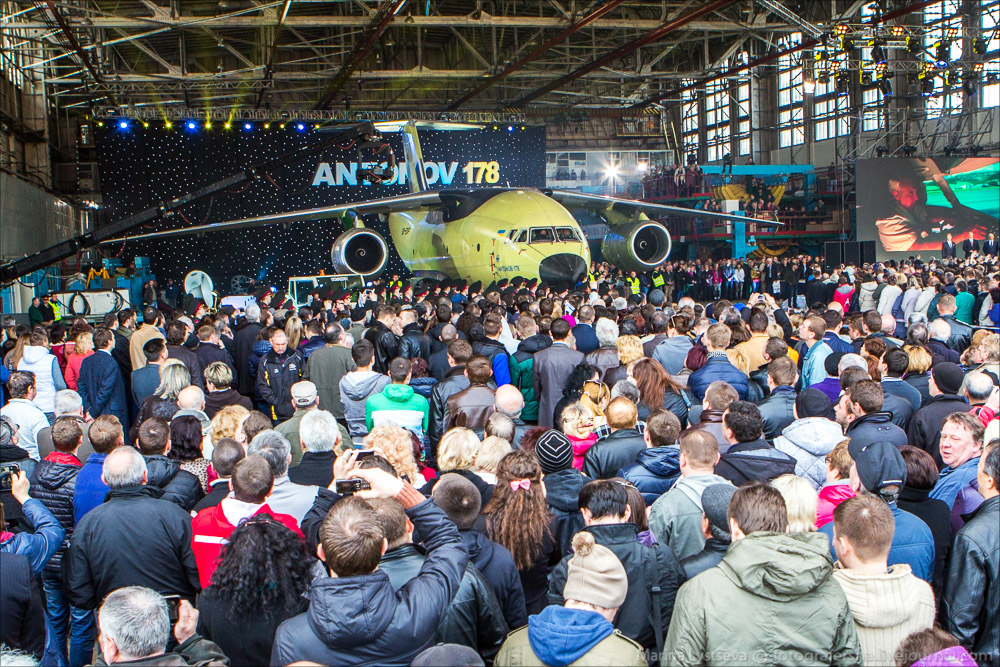 &#91;TECH NEWS&#93; ANTONOV AN-178 pesawat angkut terbaru UKRAINA 