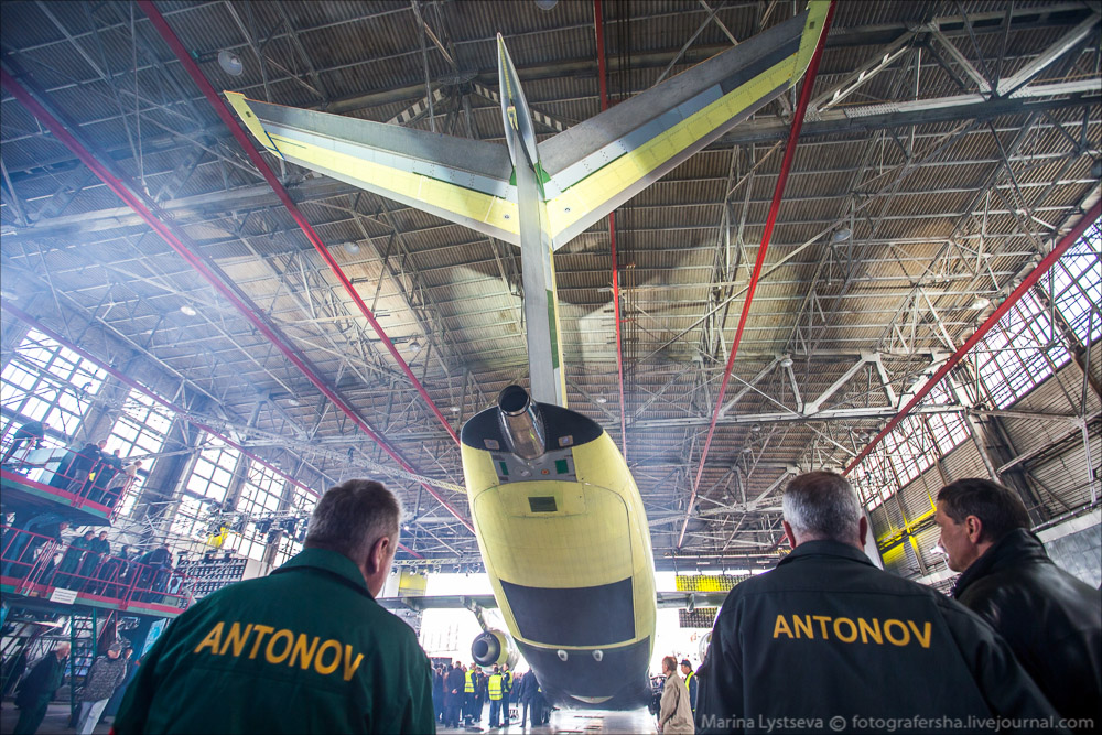&#91;TECH NEWS&#93; ANTONOV AN-178 pesawat angkut terbaru UKRAINA 