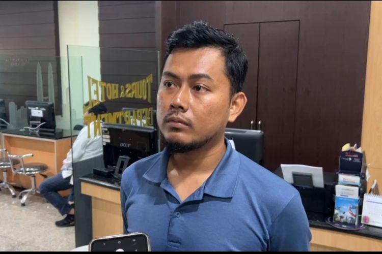 Resign , mau ambil ijazah aseli kudu bayar 13 juta - Pekanbaru