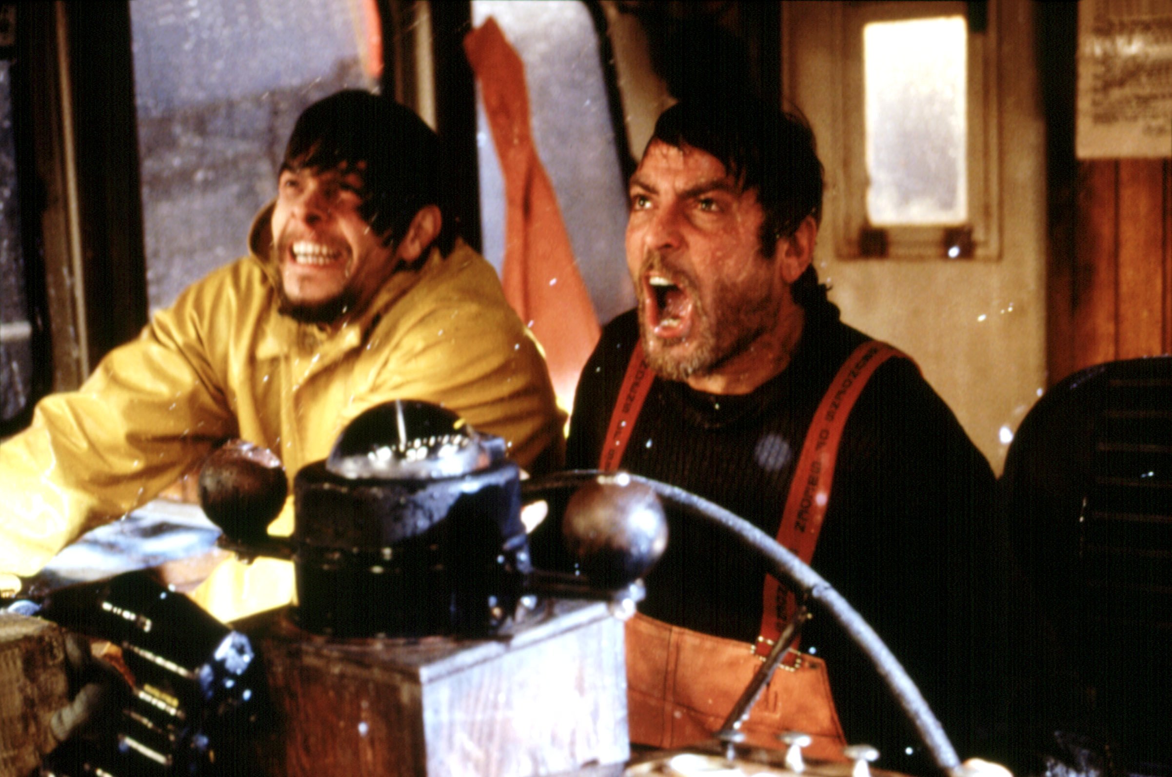 [TERBAIK KAYAK ENTE GAN] 17 Film Petualangan Laut Terbaik