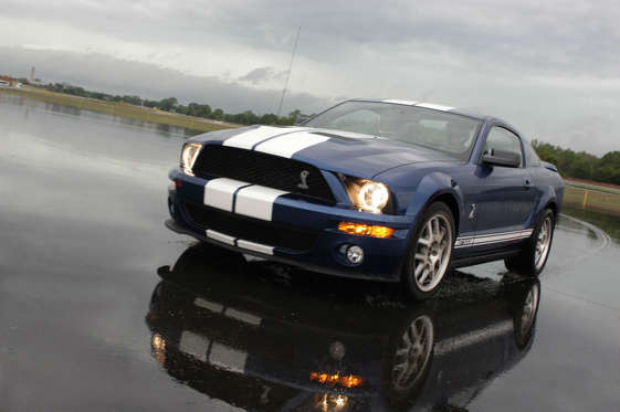 Bintang F1 dan Mobil Miliknya