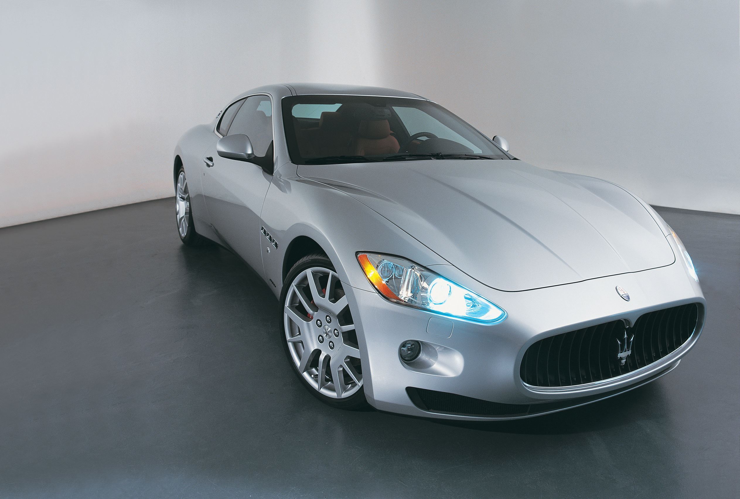 Bintang F1 dan Mobil Miliknya