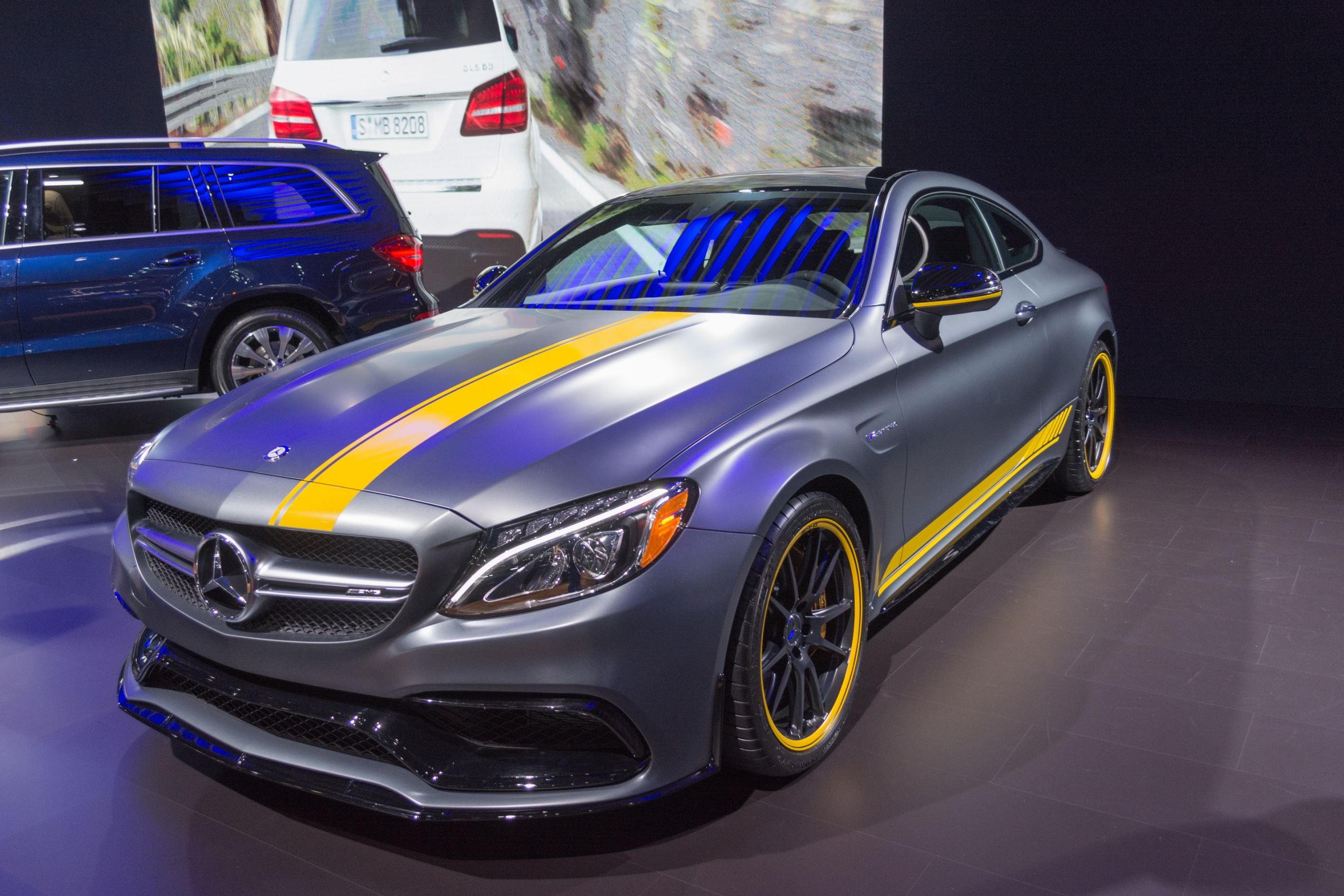 Bintang F1 dan Mobil Miliknya