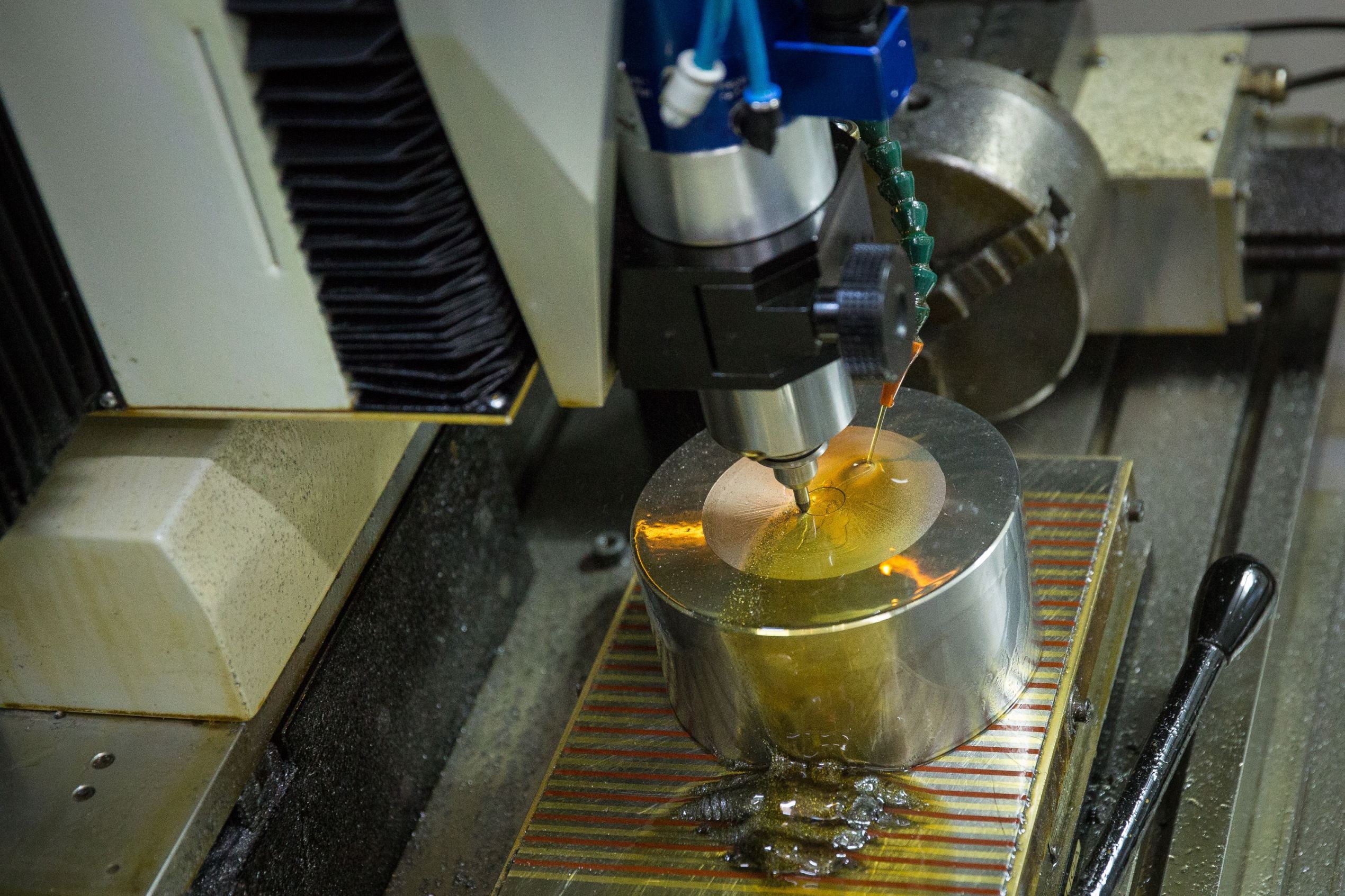 Proses Pembuatan Medali Olimpiade Rio 