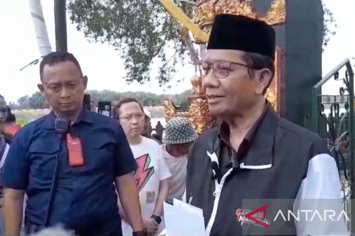 Prabowo tanggapi niat Mahfud mundur sebagai Menko Polhukam