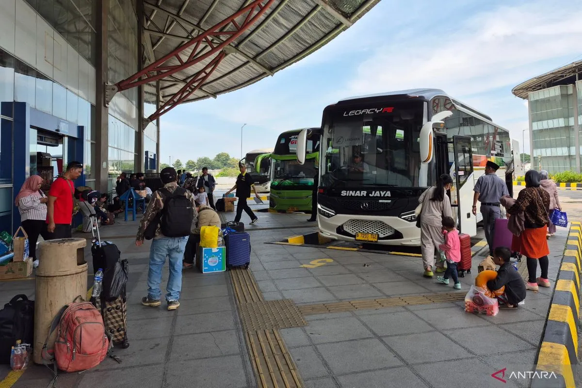 Tren mudik pascalebaran di Pulo Gebang meningkat dari tahun lalu