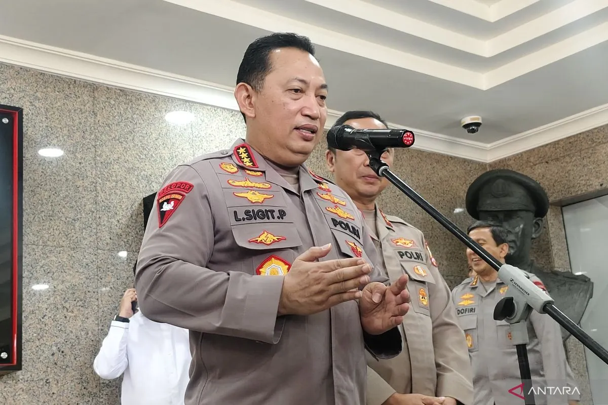 kapolri-sebut-aktivitas-masyarakat-harus-aman-dari-premanisme