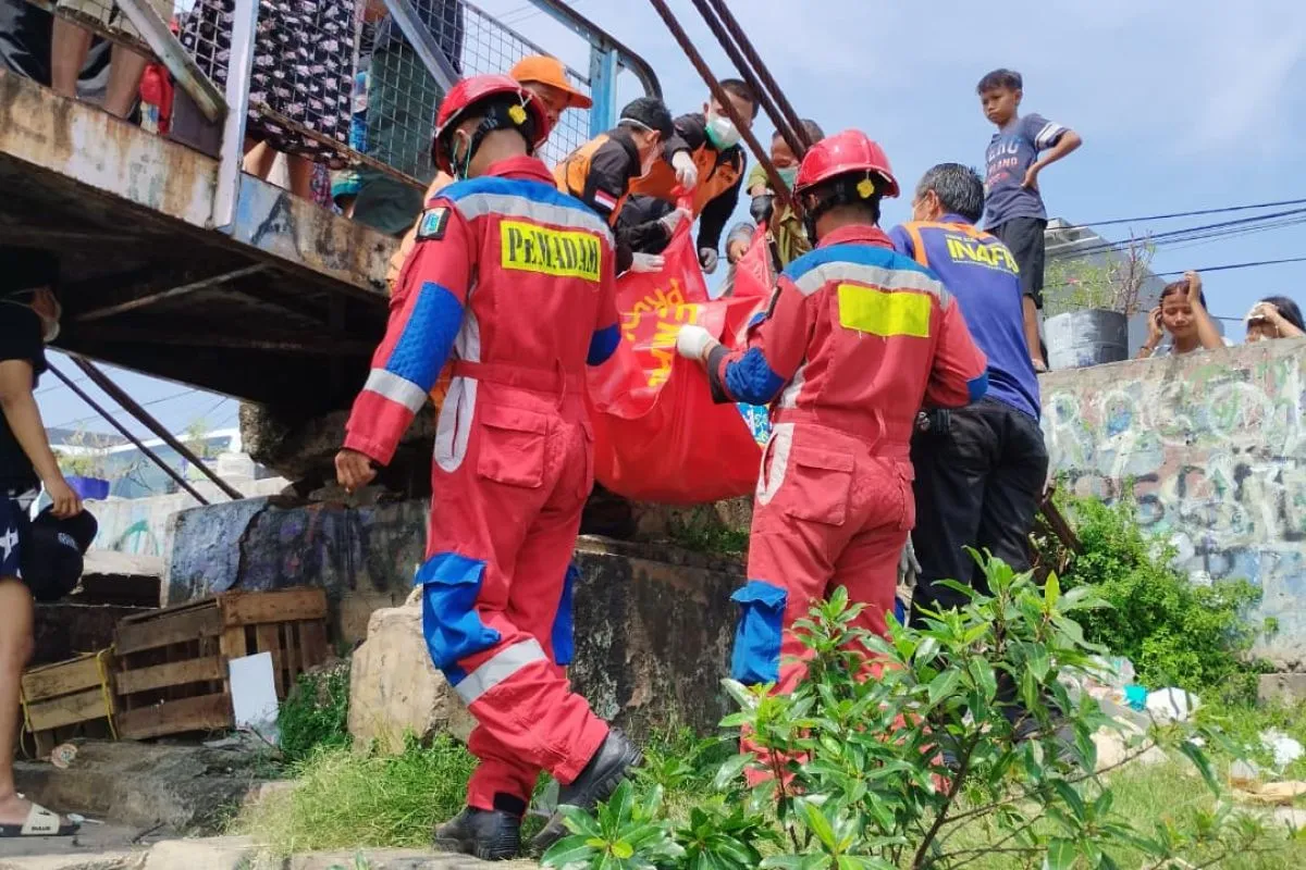 Polisi belum tentukan jenis kelamin mayat di Jakarta Barat