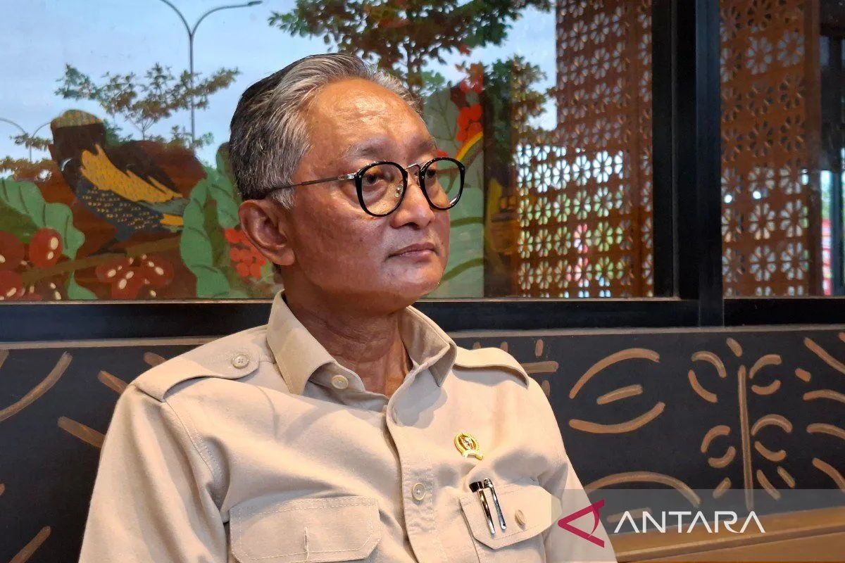 Warga Bantaran Rel Senen Kaget Hunian Dibongkar Usai Pertemuan dengan Presiden 