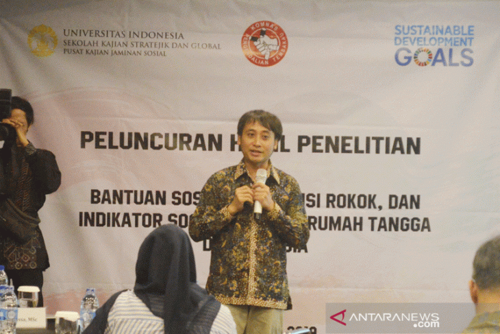 pkjs-ui-indikator-sosial-ekonomi-penerima-bansos-perokok-lebih-rendah