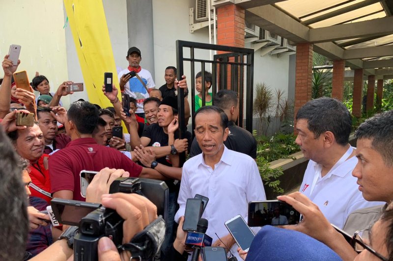 jokowi-bantah-ada-surat-suara-yang-sudah-dihitung-di-luar-negeri