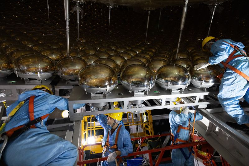 Laboratorium Bawah Tanah Tiongkok Mencari Jawaban atas Misteri Alam Semesta