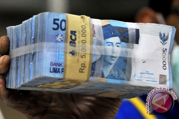 Rupiah kamis pagi melemah ke posisi Rp11.000