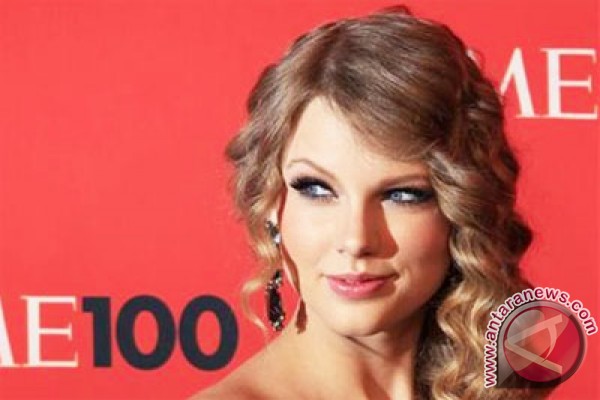 Twitter Taylor Swift Di Retas oleh Hacker Gan ! 
