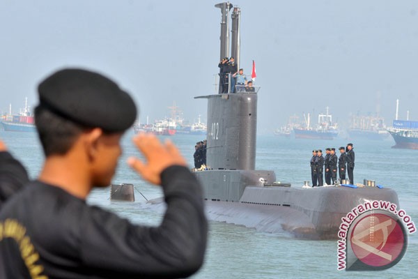 lontong-news-panglima-tni-pingin-nambah-sub--mencari-pangkalan-di-indonesia-timur