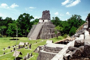 Pesta kiamat rusak candi suku Maya