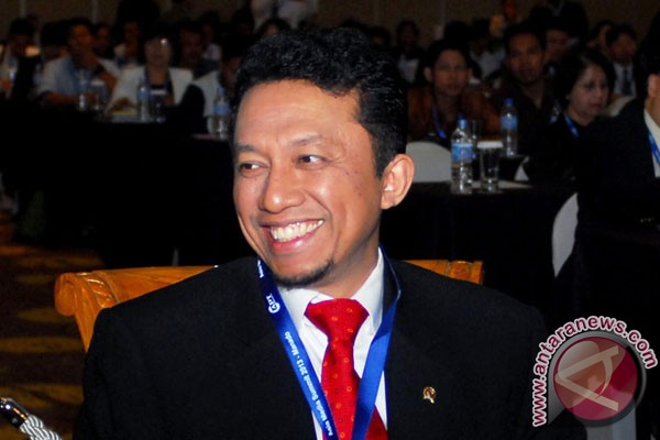 pks-angkat-rok-lagi-tifatul-berpantun-minta-koalisi-lagi-di-hadapan-presiden-sby