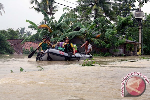 mana-nih-gubernurnya-puluhan-rumah-di-karawang-dilanda-banjir