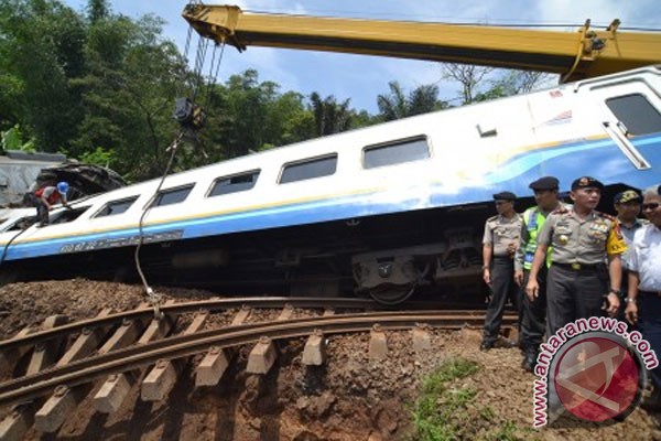 ciawi---kab-tasik-jalur-selatan-kereta-api-dibuka-kembali