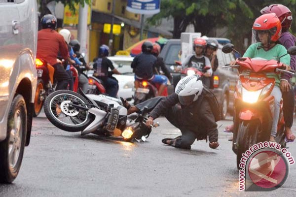 Berikut Ini kesalahan pengendara motor yang menyebabkan hilangnya nyawa di jalan raya